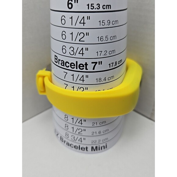 Garmin Vívofit Jr 2 Black Kids Activity Tracker Smartwatch New Battery 5ATM - Picture 5 of 11